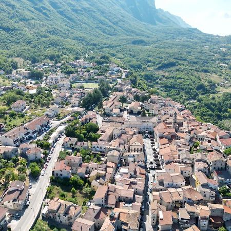 Casa Sarlo Aparthotel Petina Ngoại thất bức ảnh